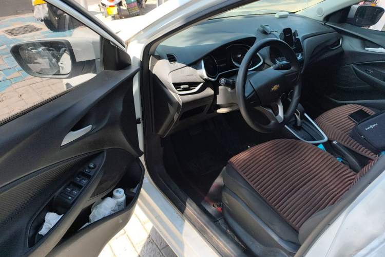 Used Chevrolet Cavalier 2020 325T Automatic Enjoyment Edition Driver Seat