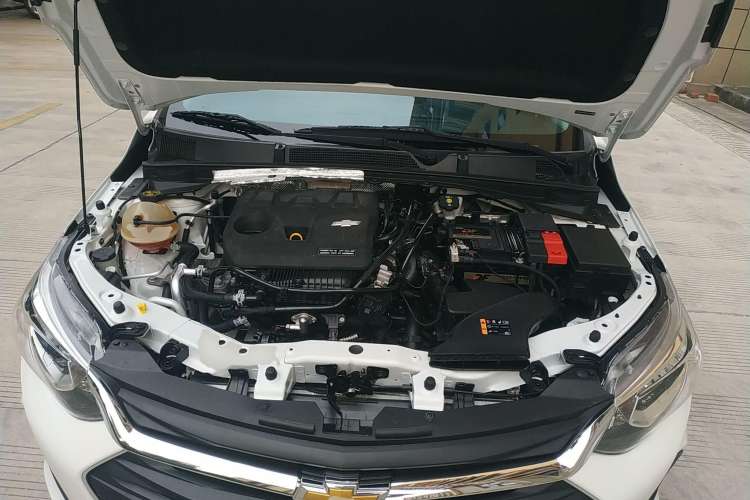 Used Chevrolet Cavalier 2020 325T Automatic Enjoyment Edition Engine Bay