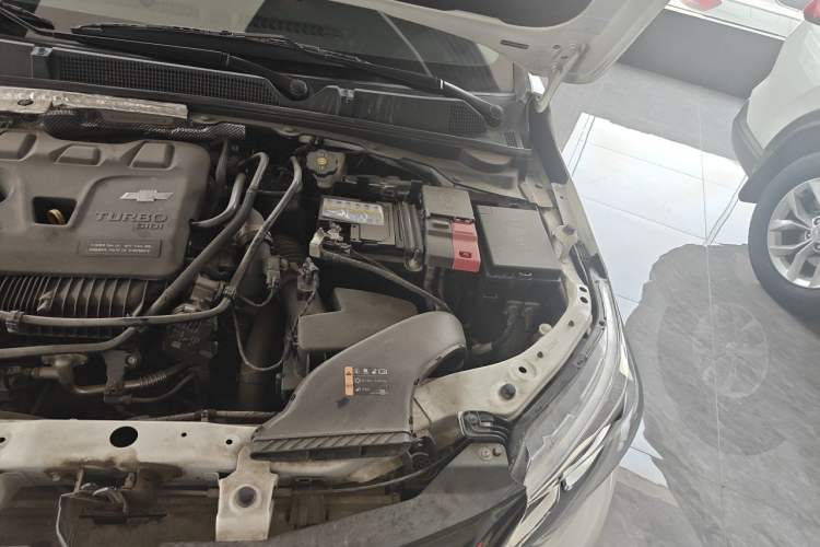 Used Chevrolet Cavalier 2020 Redline 325T Automatic Xinshang Edition China VI Standard Engine Bay Left