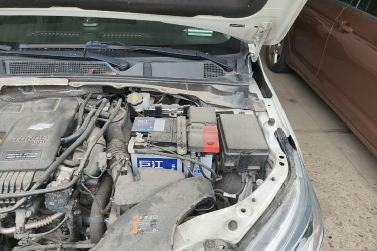 Used Chevrolet Cavalier 2020 Redline 325T Automatic Xinyao Edition China VI Standard Engine Bay Left