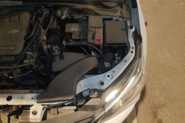Used Chevrolet Cavalier 2020 325T Automatic Enjoyment Edition Engine Bay Left