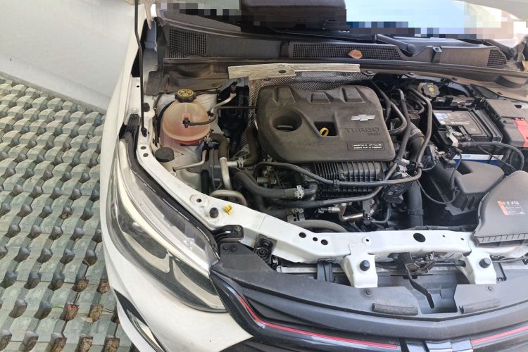 Used Chevrolet Cavalier 2020 Redline 325T Automatic Xinshang Edition China VI Standard Engine Bay Right