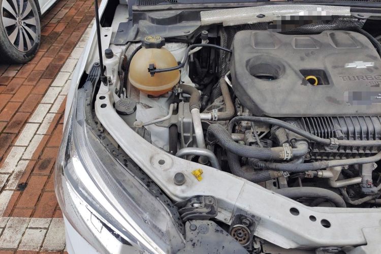 Used Chevrolet Cavalier 2020 325T Automatic Enjoyment Edition Engine Bay Right