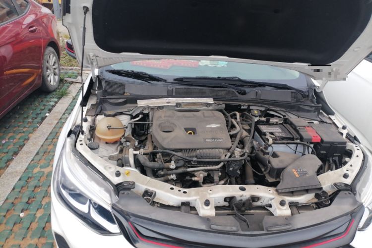 Used Chevrolet Cavalier 2020 Redline 325T Automatic Xinshang Edition Engine Bay Right