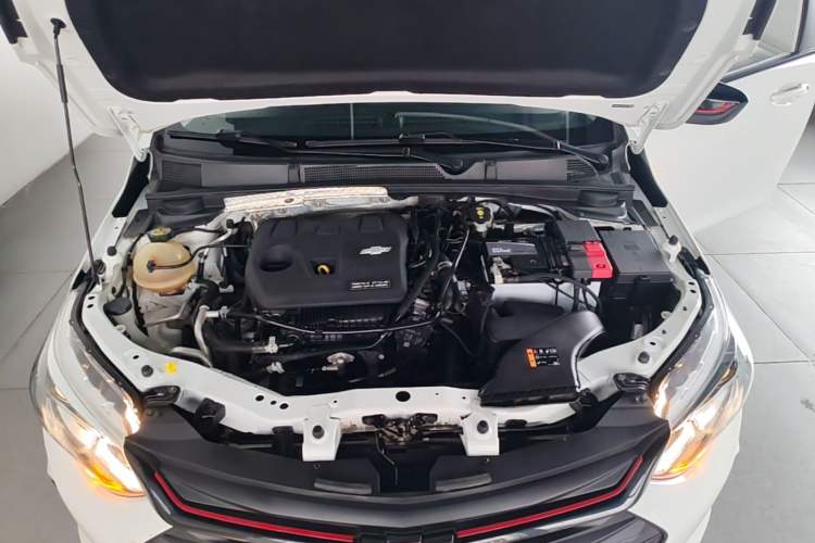 Used Chevrolet Cavalier 2020 Redline 325T Automatic Xinshang Edition Engine Bay