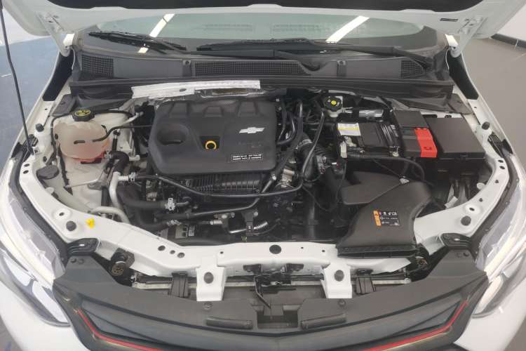 Used Chevrolet Cavalier 2020 Redline 325T Automatic Xinshang Edition China VI Standard Engine Bay