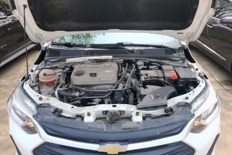 Used Chevrolet Cavalier 2020 325T Automatic Enjoyment Edition Engine Bay