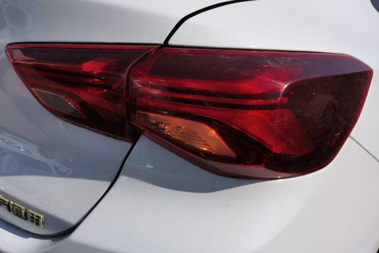 Used Chevrolet Cavalier 2020 320 Manual Enjoyment Edition Exterior 3
