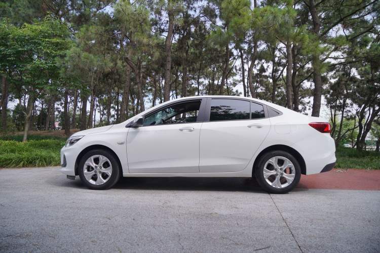 Used Chevrolet Cavalier 2020 325T Automatic Enjoyment Edition Exterior 3