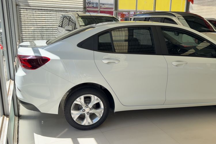 Used Chevrolet Cavalier 2020 325T Automatic Enjoyment Edition Exterior 5