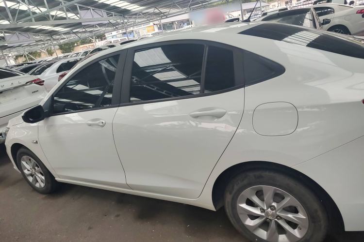Used Chevrolet Cavalier 2020 320 Manual Xindong Edition Exterior 5