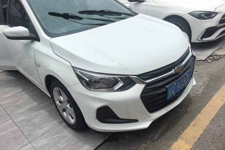 Used Chevrolet Cavalier 2020 325T Automatic Enjoyment Edition Front Right 45 Deg