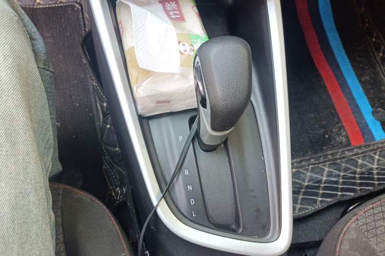 Used Chevrolet Cavalier 2020 Redline 325T Automatic Xinshang Edition China VI Standard Gear Lever