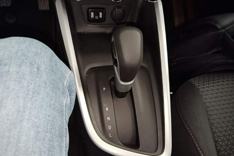 Used Chevrolet Cavalier 2020 Redline 325T Automatic Xinshang Edition China VI Standard Gear Lever