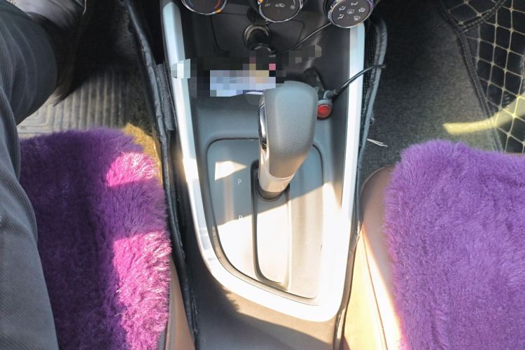 Used Chevrolet Cavalier 2020 325T Automatic Enjoyment Edition Gear Lever