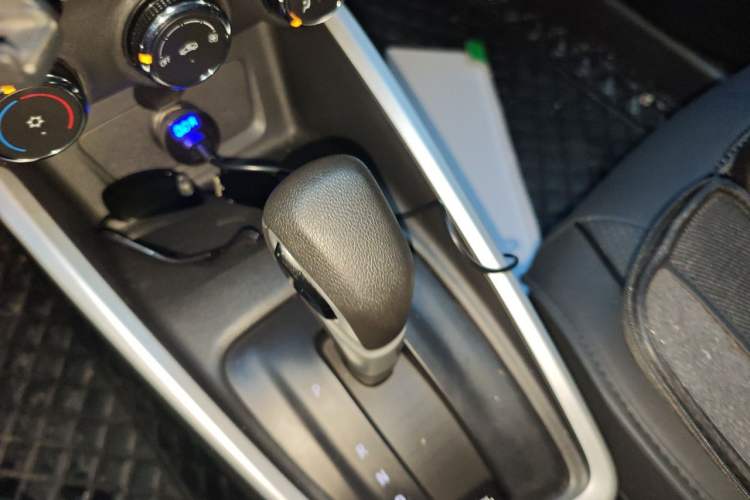Used Chevrolet Cavalier 2020 325T Automatic Enjoyment Edition Gear Lever