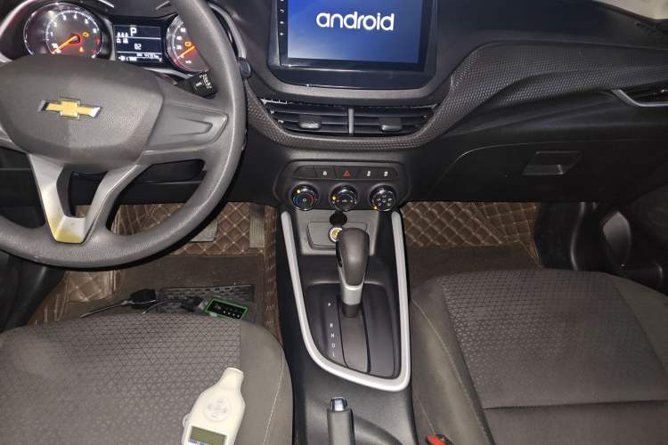 Used Chevrolet Cavalier 2020 325T Automatic Enjoyment Edition Gear Lever