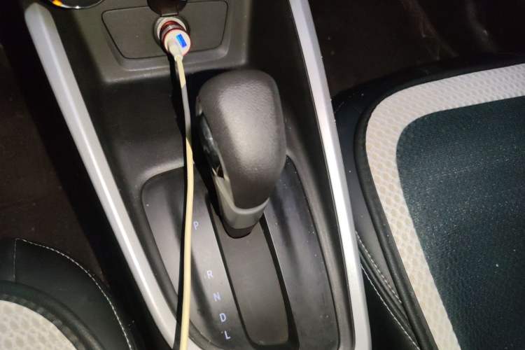Used Chevrolet Cavalier 2020 325T Automatic Enjoyment Edition Gear Lever
