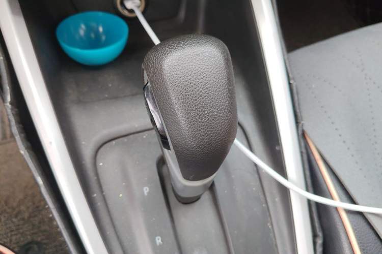 Used Chevrolet Cavalier 2020 325T Automatic Enjoyment Edition Gear Lever
