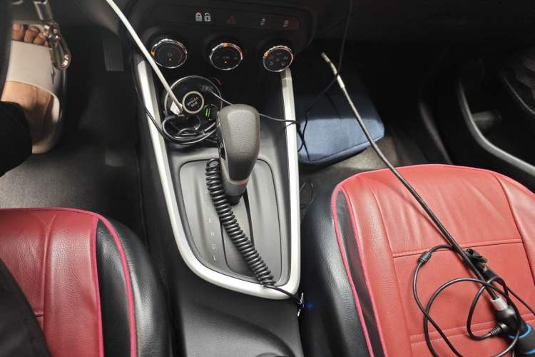 Used Chevrolet Cavalier 2020 325T Automatic Enjoyment Edition Gear Lever