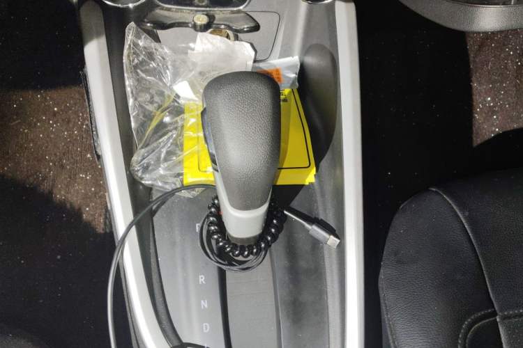 Used Chevrolet Cavalier 2020 325T Automatic Enjoyment Edition Gear Lever