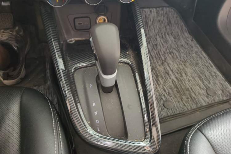 Used Chevrolet Cavalier 2020 Redline 325T Automatic Xinyao Edition China VI Standard Gear Lever