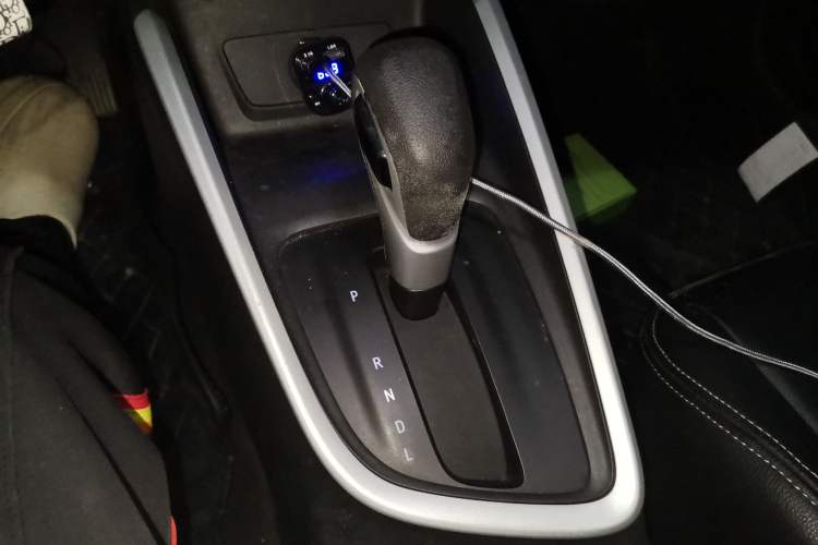 Used Chevrolet Cavalier 2020 325T Automatic Enjoyment Edition Gear Lever