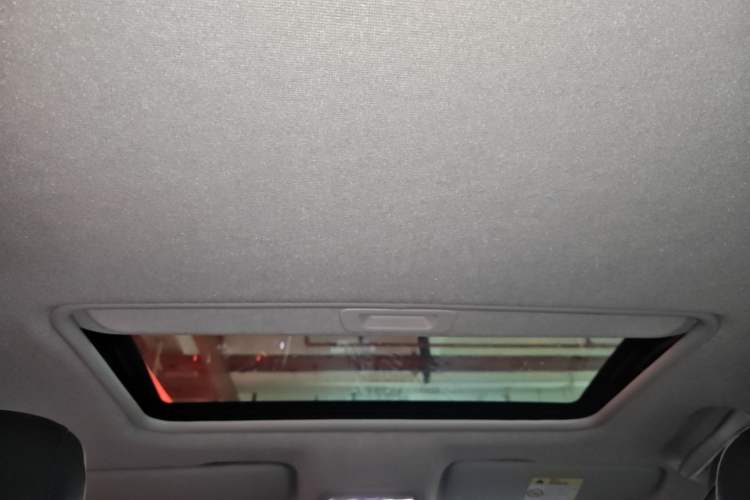 Used Chevrolet Cavalier 2020 Redline 325T Automatic Xinyao Edition China VI Standard Headliner