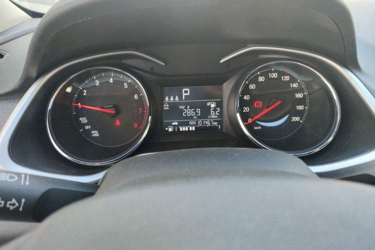 Used Chevrolet Cavalier 2020 325T Automatic Enjoyment Edition Instrument Cluster