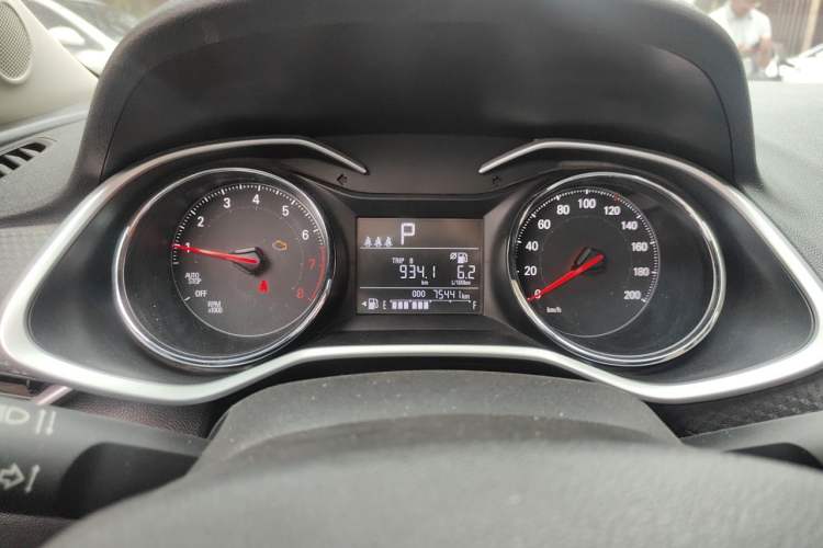 Used Chevrolet Cavalier 2020 325T Automatic Enjoyment Edition Instrument Cluster