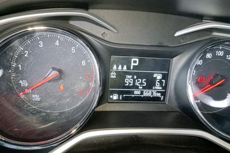 Used Chevrolet Cavalier 2020 325T Automatic Enjoyment Edition Instrument Cluster