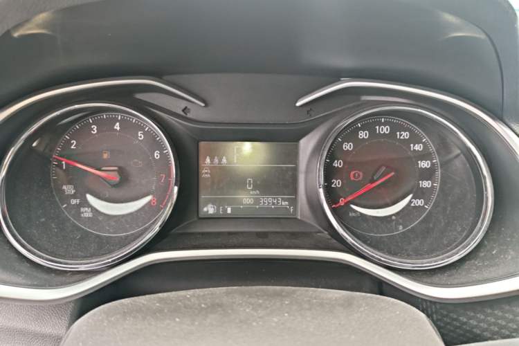 Used Chevrolet Cavalier 2020 325T Automatic Enjoyment Edition Instrument Cluster