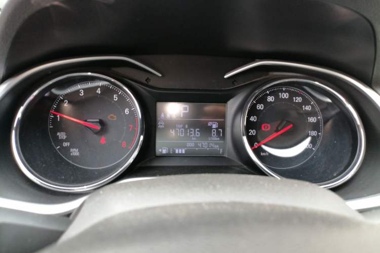 Used Chevrolet Cavalier 2020 325T Automatic Enjoyment Edition Instrument Cluster