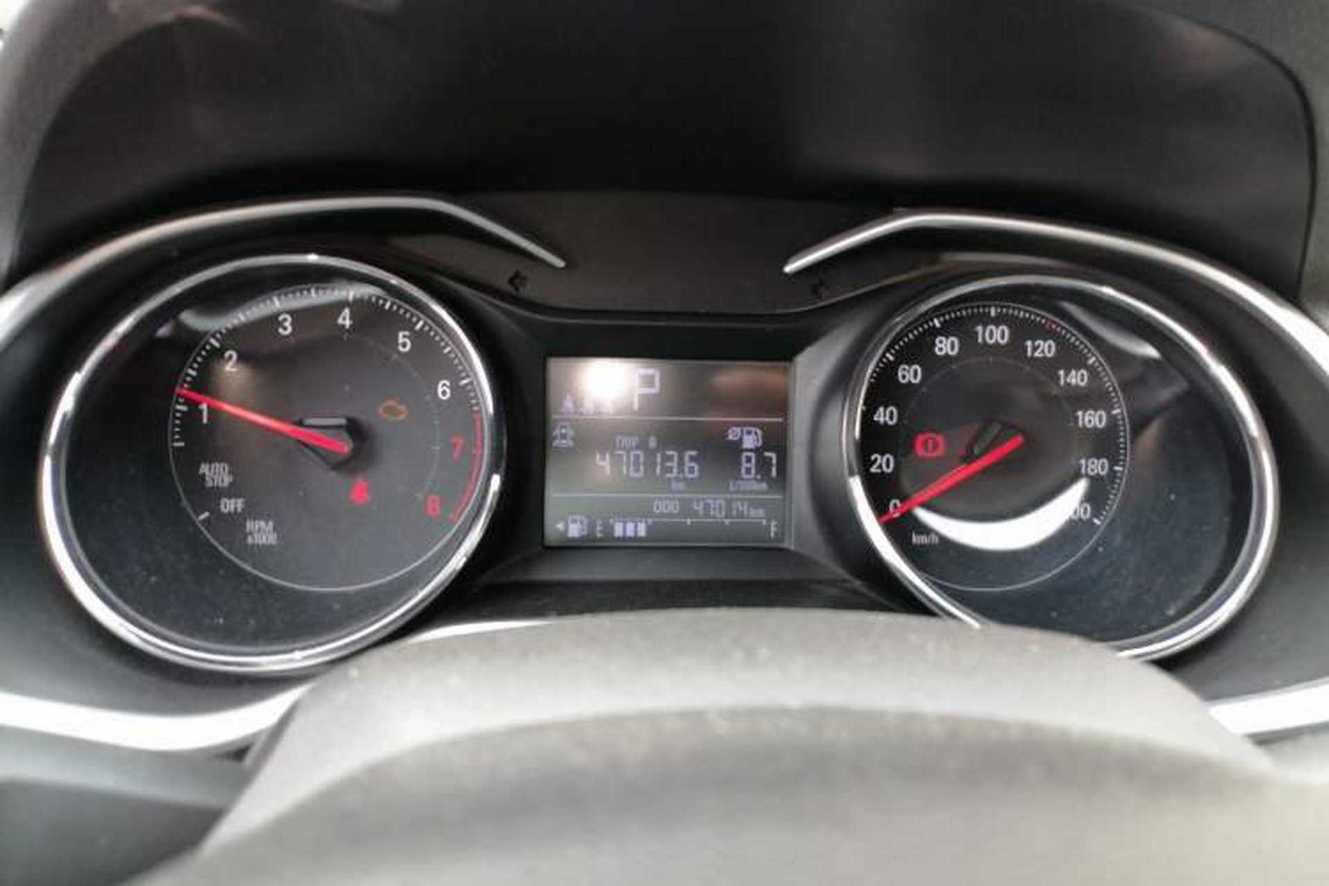 Used Chevrolet Cavalier 2020 325T Automatic Enjoyment Edition Instrument Cluster