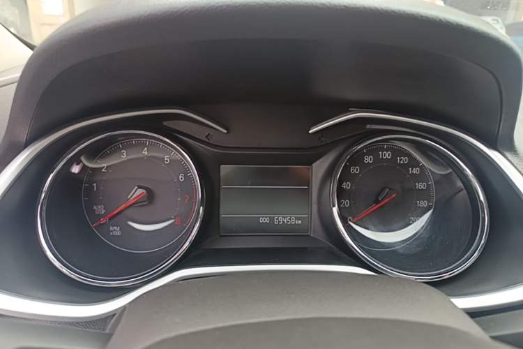 Used Chevrolet Cavalier 2020 325T Automatic Enjoyment Edition Instrument Cluster