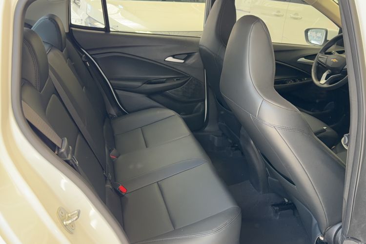 Used Chevrolet Cavalier 2020 325T Automatic Enjoyment Edition Interior 2
