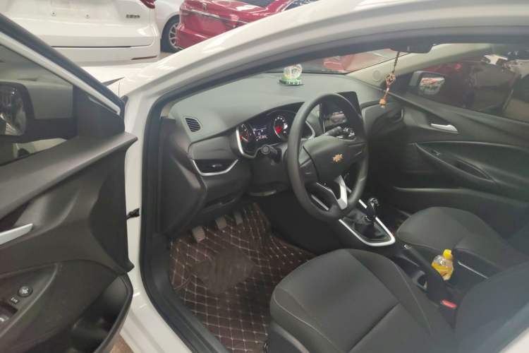 Used Chevrolet Cavalier 2020 320 Manual Xindong Edition Interior 2