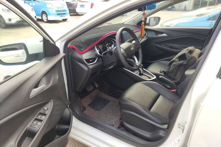 Used Chevrolet Cavalier 2020 325T Automatic Enjoyment Edition Interior 3