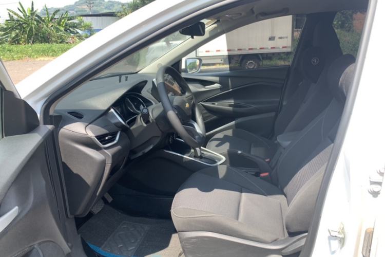 Used Chevrolet Cavalier 2020 325T Automatic Enjoyment Edition Interior 4