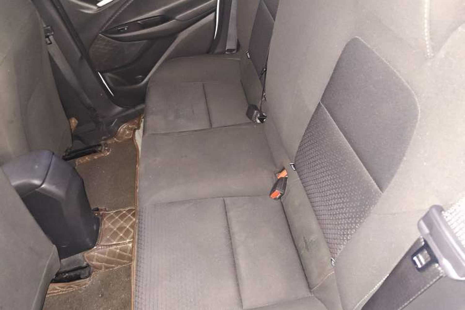 Used Chevrolet Cavalier 2020 325T Automatic Enjoyment Edition Interior 4