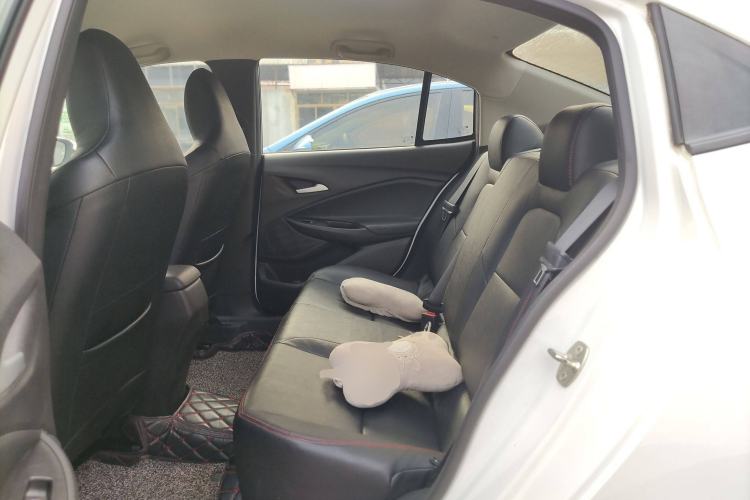 Used Chevrolet Cavalier 2020 325T Automatic Enjoyment Edition Interior 4