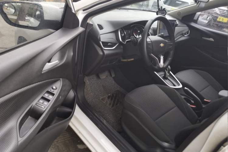 Used Chevrolet Cavalier 2020 325T Automatic Enjoyment Edition Interior 5
