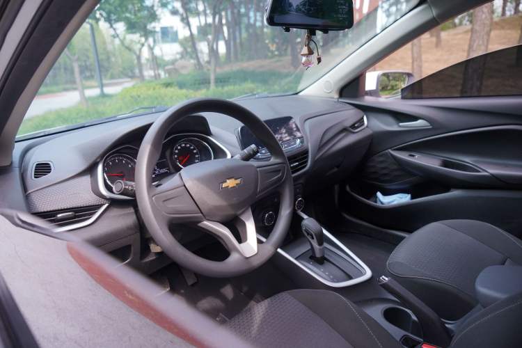 Used Chevrolet Cavalier 2020 325T Automatic Enjoyment Edition Interior 6