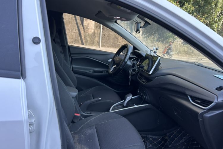 Used Chevrolet Cavalier 2020 325T Automatic Enjoyment Edition Interior 7