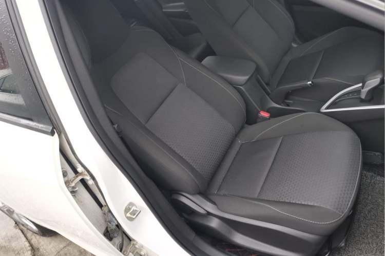 Used Chevrolet Cavalier 2020 325T Automatic Enjoyment Edition Interior 9