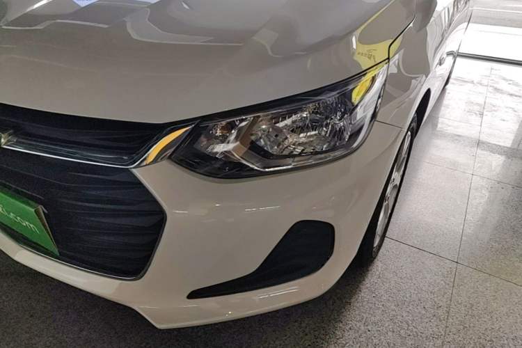 Used Chevrolet Cavalier 2020 325T Automatic Enjoyment Edition Left Front Headlight