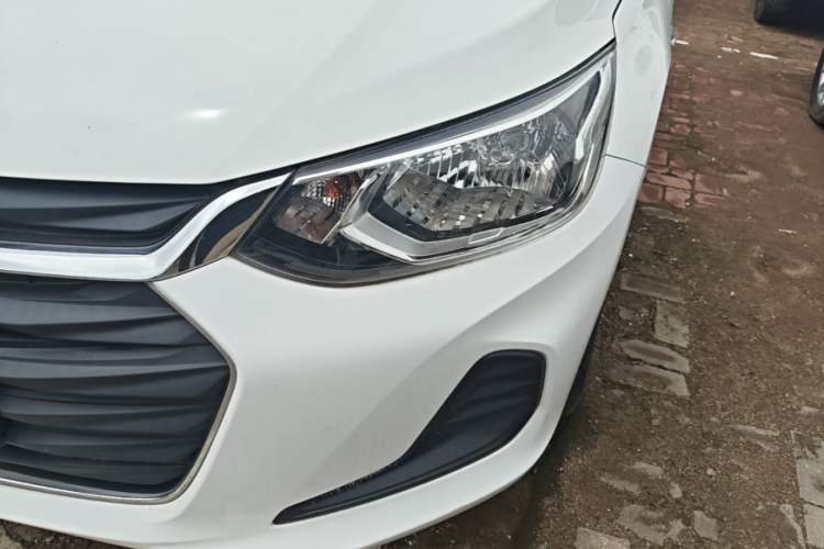 Used Chevrolet Cavalier 2020 325T Automatic Enjoyment Edition Left Front Headlight
