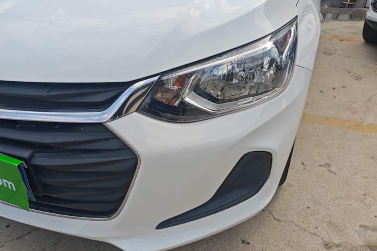 Used Chevrolet Cavalier 2020 325T Automatic Enjoyment Edition Left Front Headlight