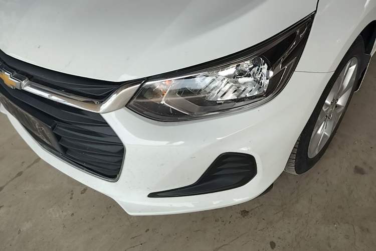 Used Chevrolet Cavalier 2020 325T Automatic Enjoyment Edition Left Front Headlight