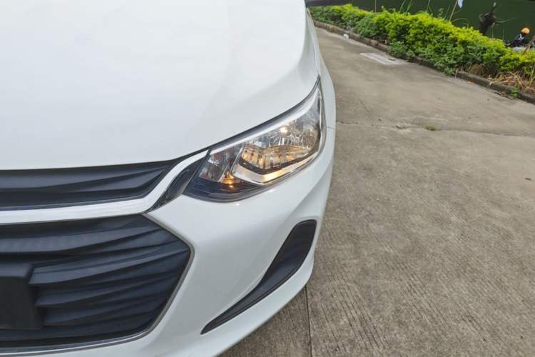 Used Chevrolet Cavalier 2020 325T Automatic Enjoyment Edition Left Front Headlight